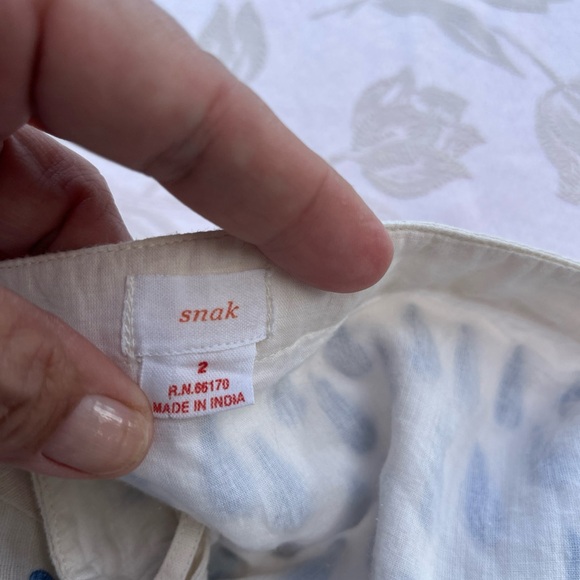 Super Cute A-line Snak Skirt Cream Blue Embroidery, All Cotton, Side Zip, Sz 2 - Picture 5 of 7